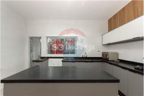 Apartamento à venda com 3 quartos, 180m² - Foto 10