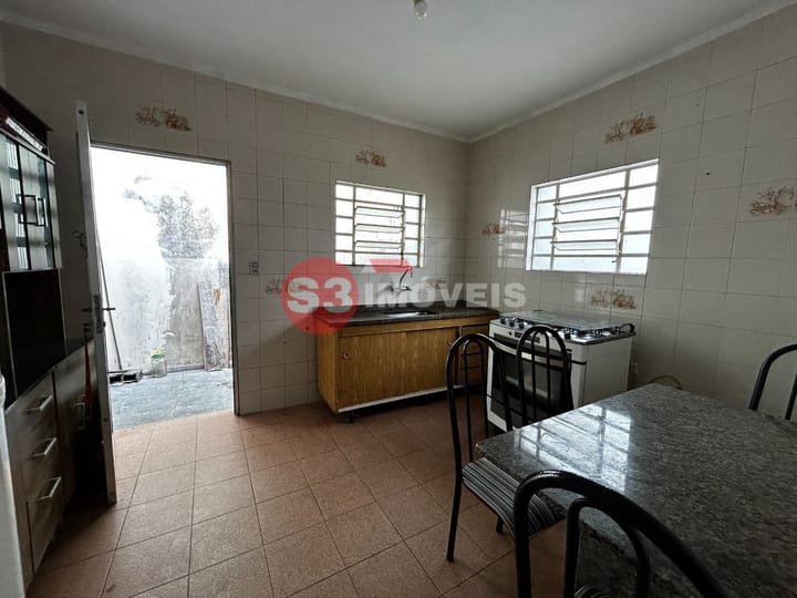 Casa à venda com 3 quartos, 151m² - Foto 11