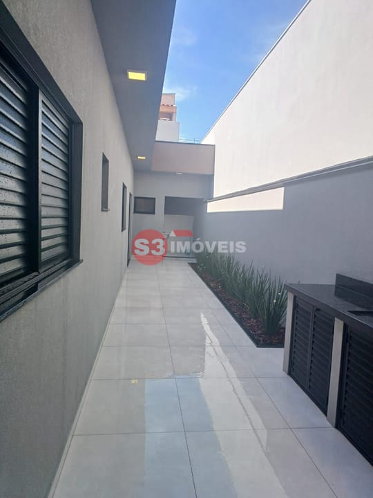 Casa à venda com 3 quartos, 111m² - Foto 10