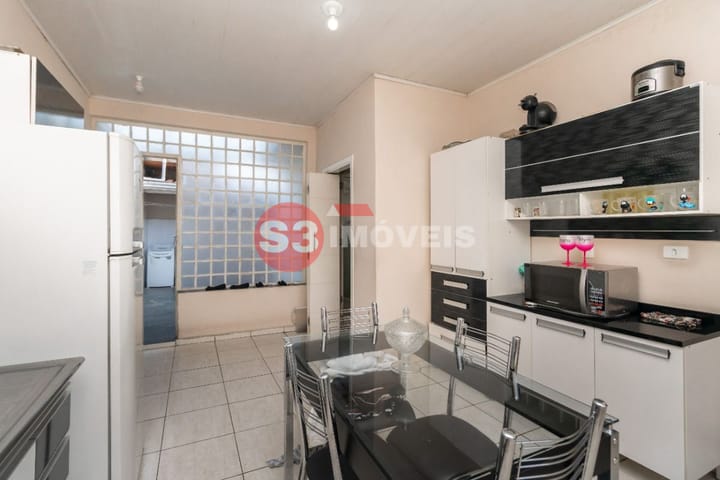 Casa à venda com 3 quartos, 221m² - Foto 24