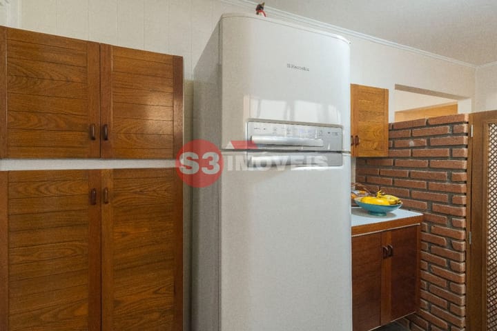 Apartamento à venda com 2 quartos, 80m² - Foto 17