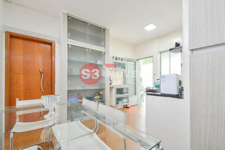 Casa à venda com 4 quartos, 194m² - Foto 31