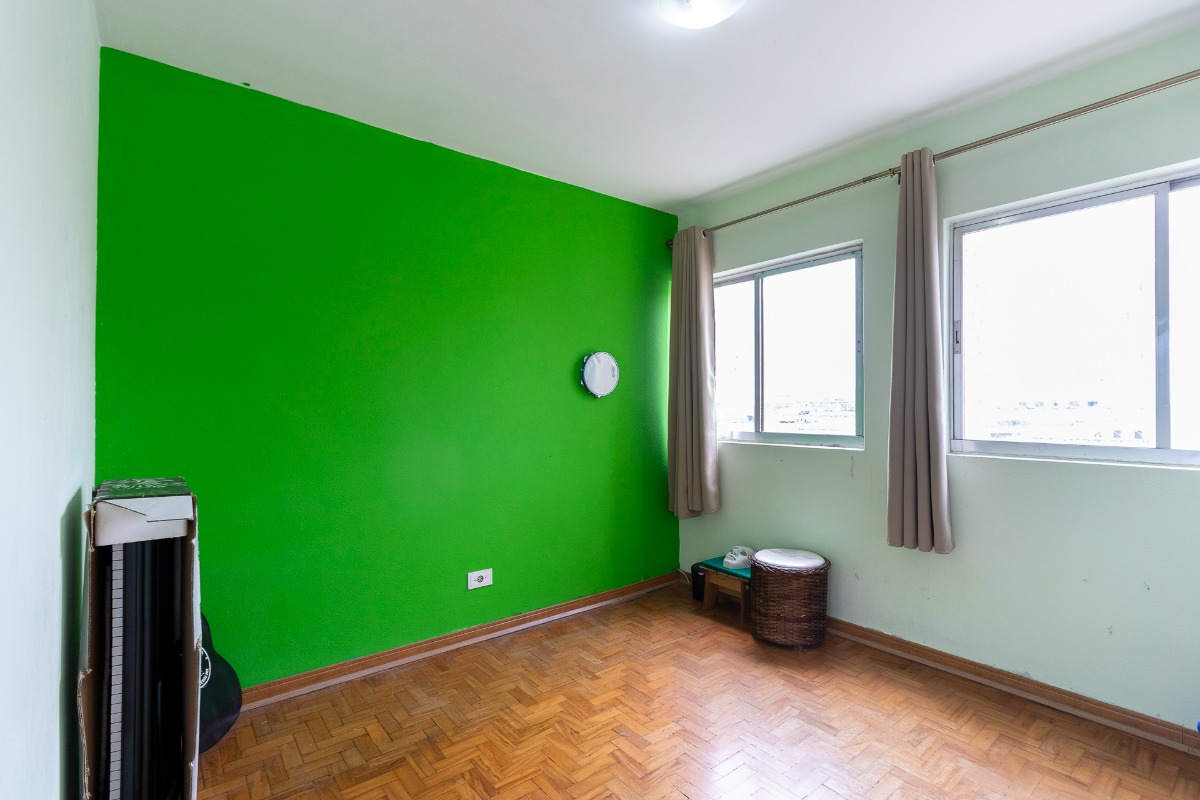 Apartamento à venda com 2 quartos, 68m² - Foto 4