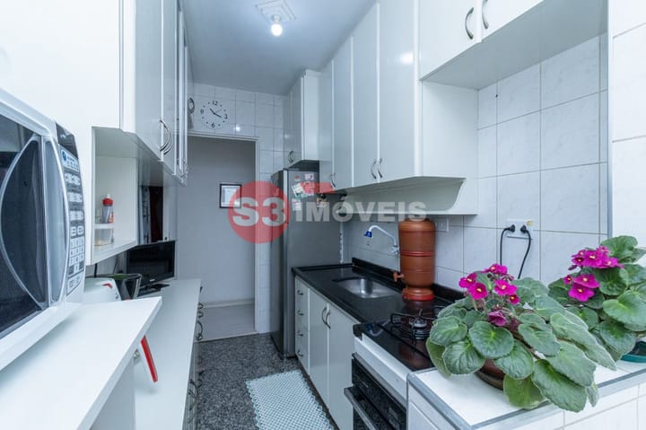 Apartamento à venda com 3 quartos, 64m² - Foto 13