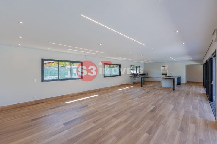 Casa de Condomínio à venda com 4 quartos, 315m² - Foto 4