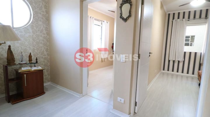 Casa à venda com 3 quartos, 190m² - Foto 15