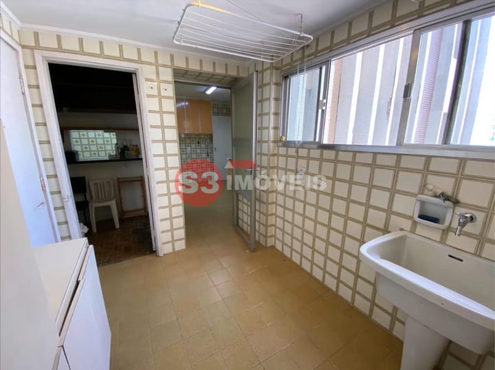 Apartamento à venda com 3 quartos, 185m² - Foto 18