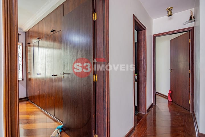 Casa à venda com 3 quartos, 250m² - Foto 24