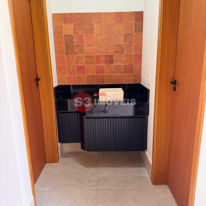 Casa à venda e aluguel com 2 quartos, 140m² - Foto 16