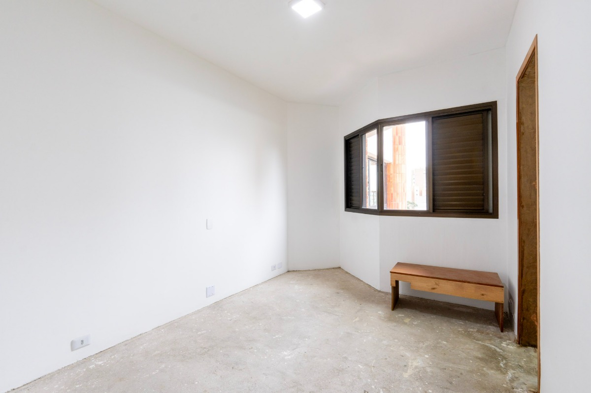 Apartamento à venda com 4 quartos, 236m² - Foto 30