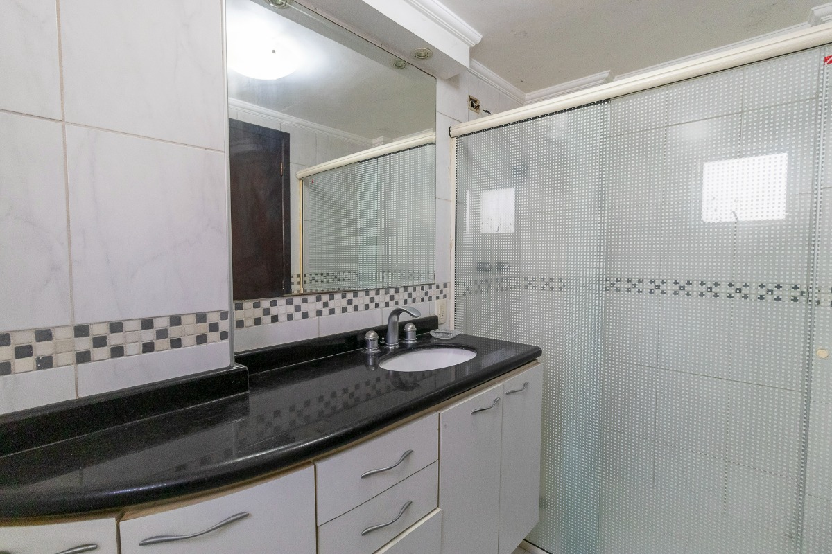 Apartamento à venda com 4 quartos, 140m² - Foto 27