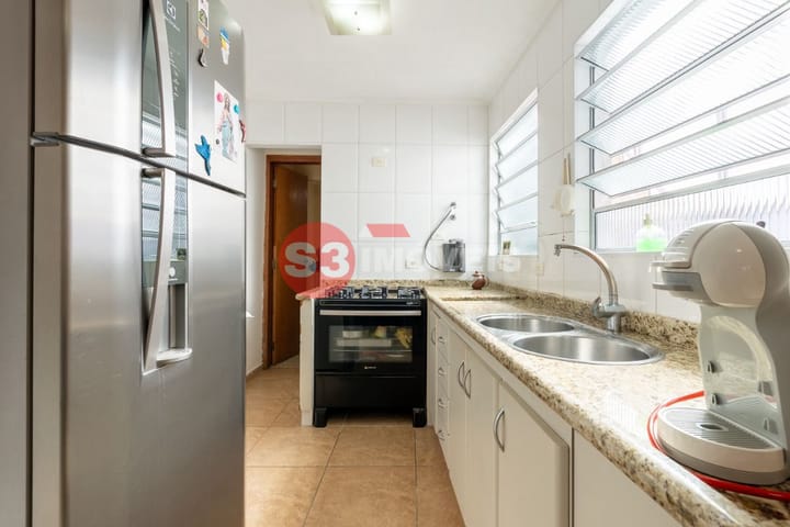 Casa à venda com 3 quartos, 180m² - Foto 14