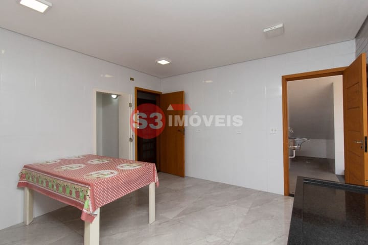 Casa à venda com 5 quartos, 270m² - Foto 19