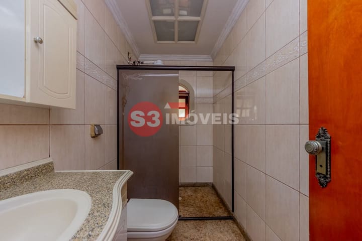 Casa à venda com 3 quartos, 322m² - Foto 16