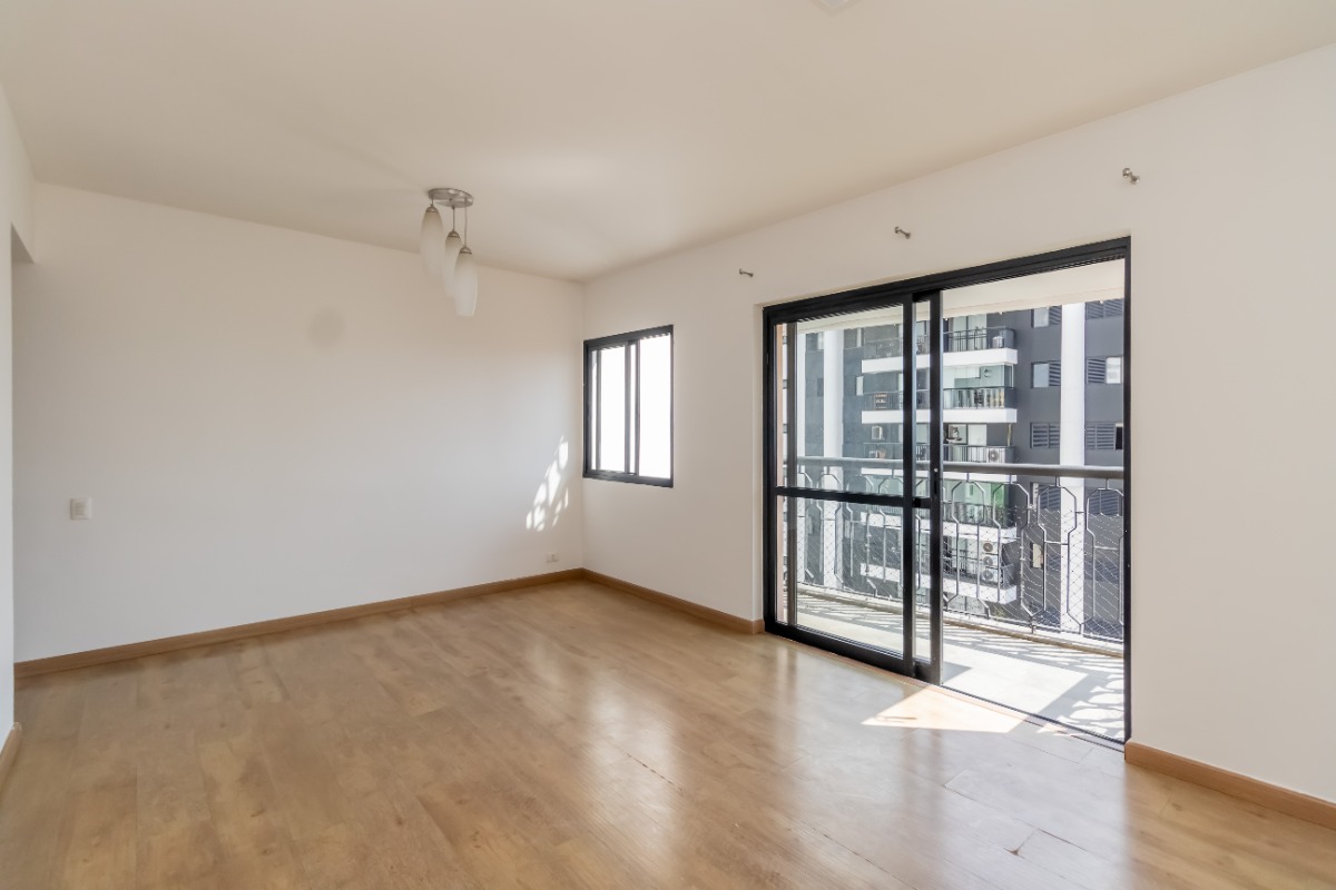 Apartamento à venda com 3 quartos, 96m² - Foto 1