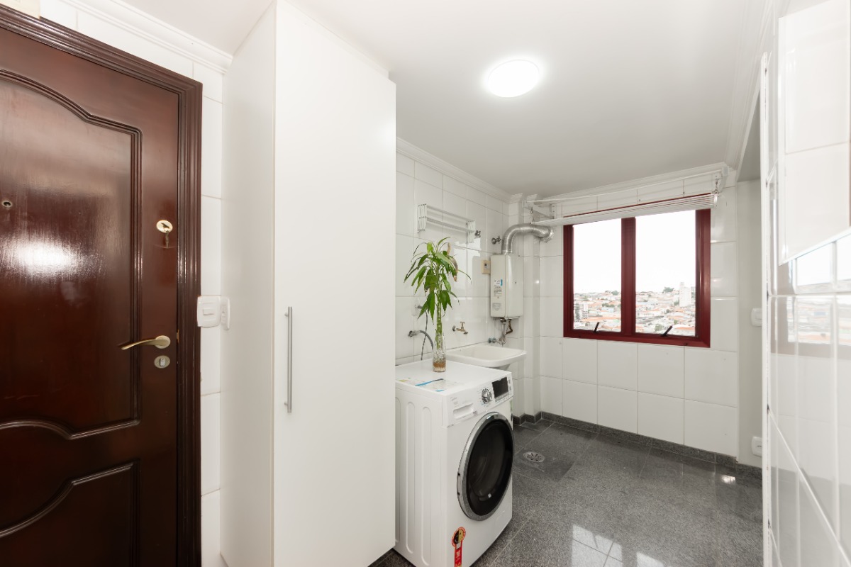 Apartamento à venda com 3 quartos, 130m² - Foto 17