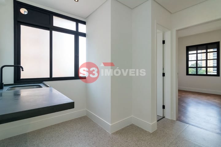 Apartamento à venda com 3 quartos, 212m² - Foto 7