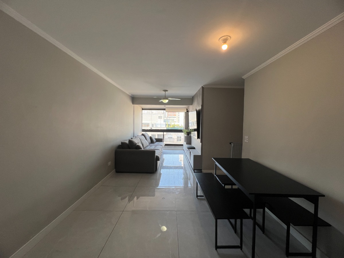 Apartamento à venda com 3 quartos, 76m² - Foto 2