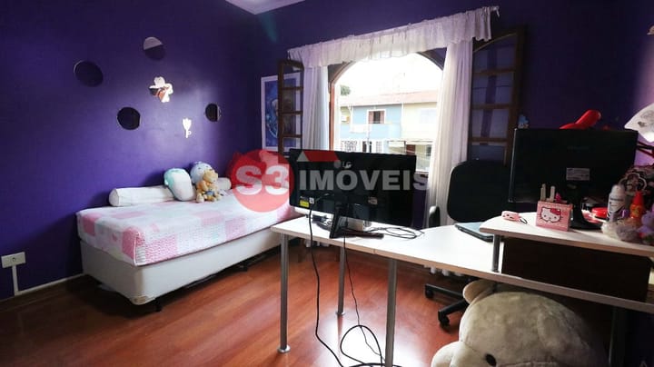 Casa à venda com 3 quartos, 350m² - Foto 22