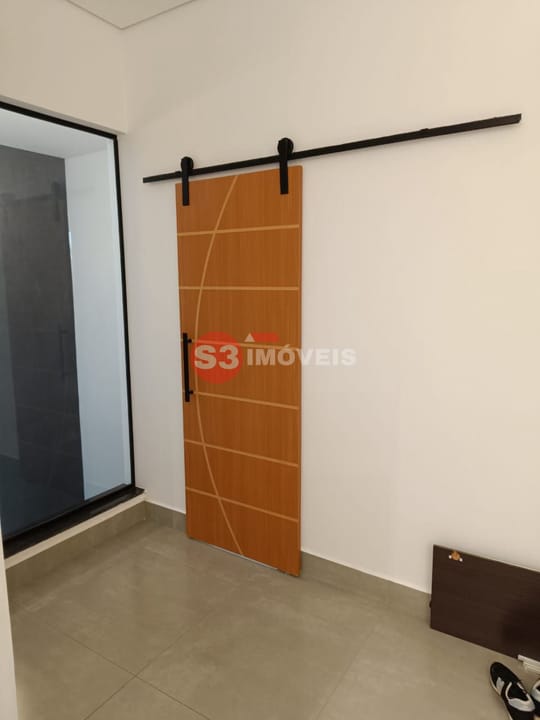 Casa de Condomínio à venda e aluguel com 1 quarto, 135m² - Foto 18