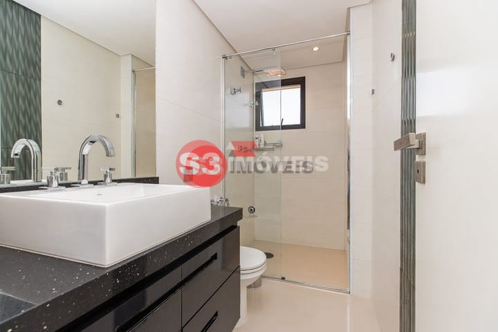 Apartamento à venda com 3 quartos, 247m² - Foto 30