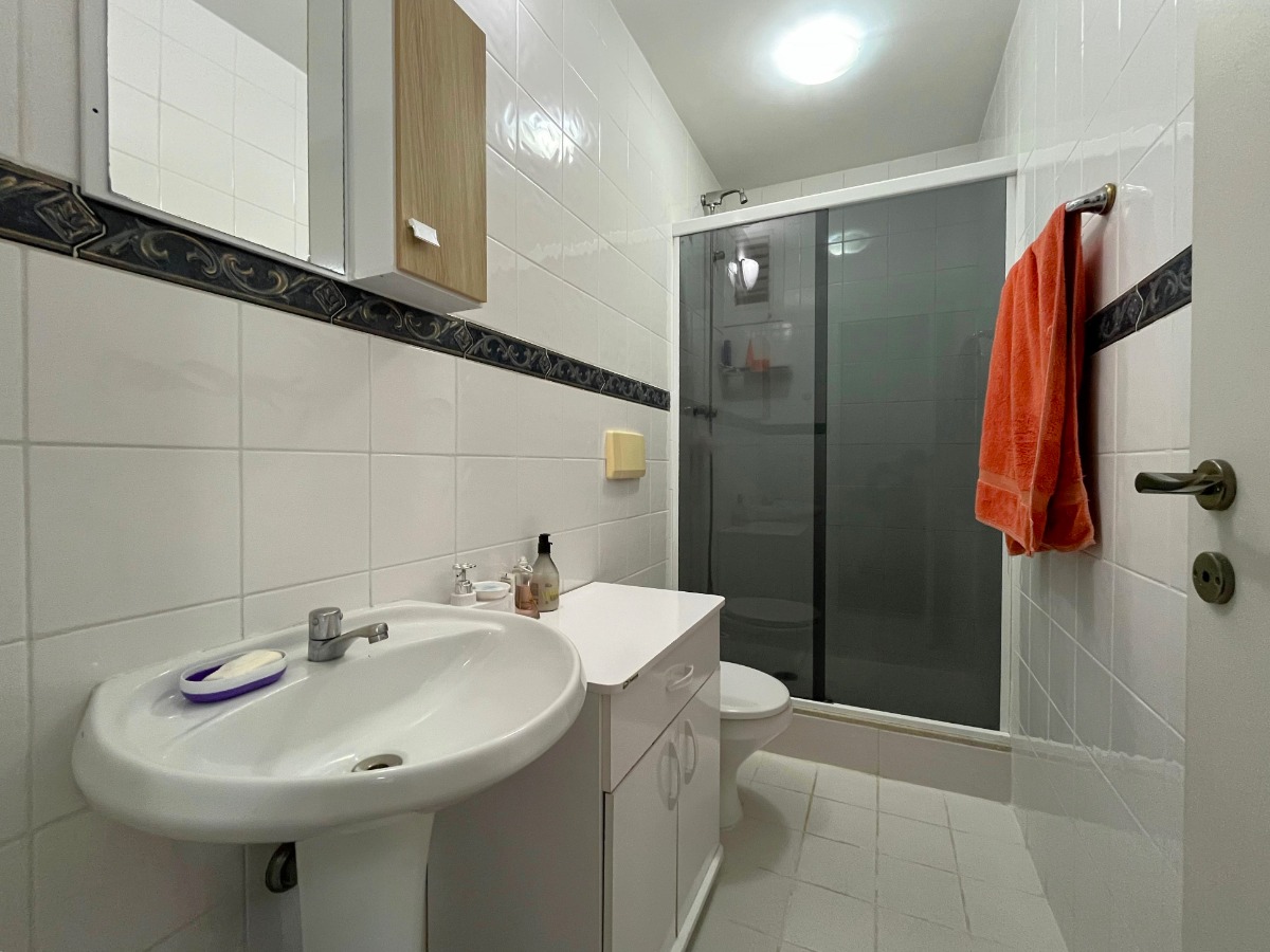 Apartamento à venda com 3 quartos, 86m² - Foto 9