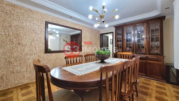 Casa à venda com 3 quartos, 301m² - Foto 9