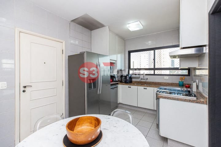 Apartamento à venda com 4 quartos, 171m² - Foto 22