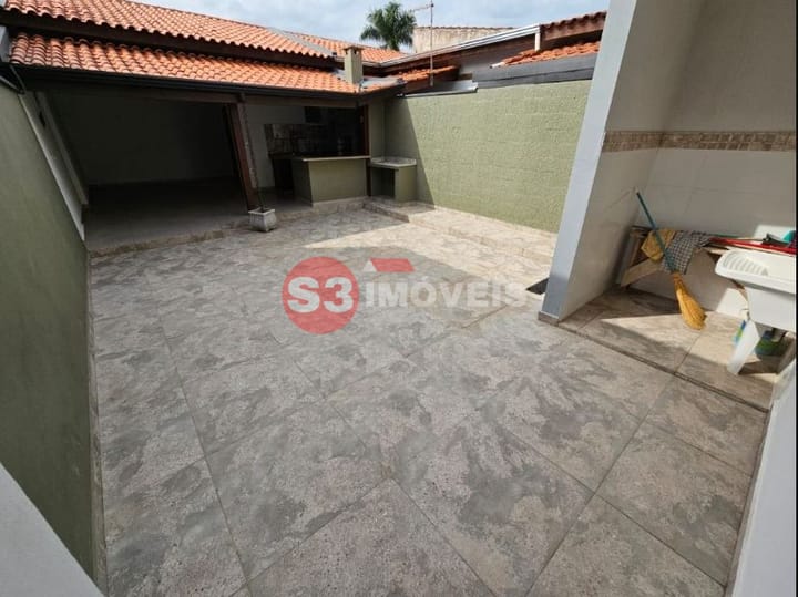 Casa à venda com 3 quartos, 132m² - Foto 9