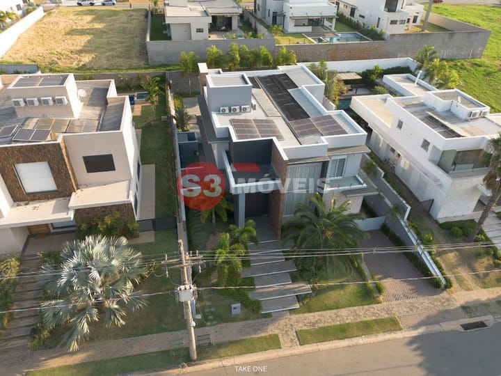 Casa de Condomínio à venda com 4 quartos, 560m² - Foto 90