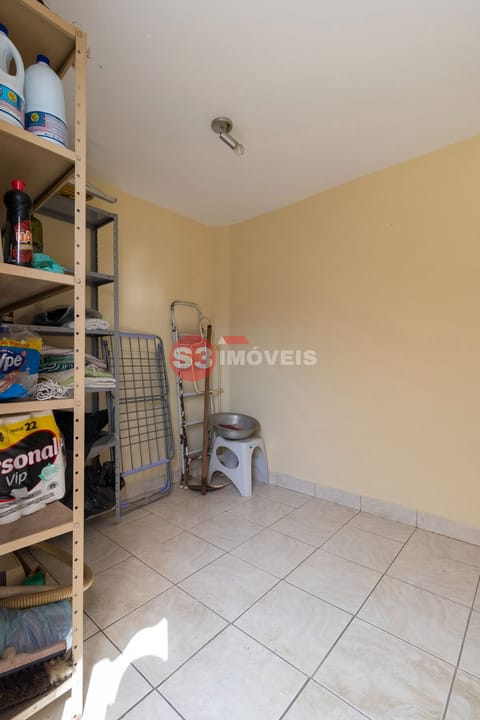 Casa à venda com 3 quartos, 193m² - Foto 11