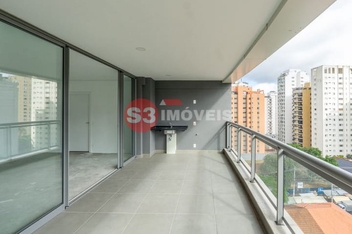 Apartamento à venda com 3 quartos, 134m² - Foto 6