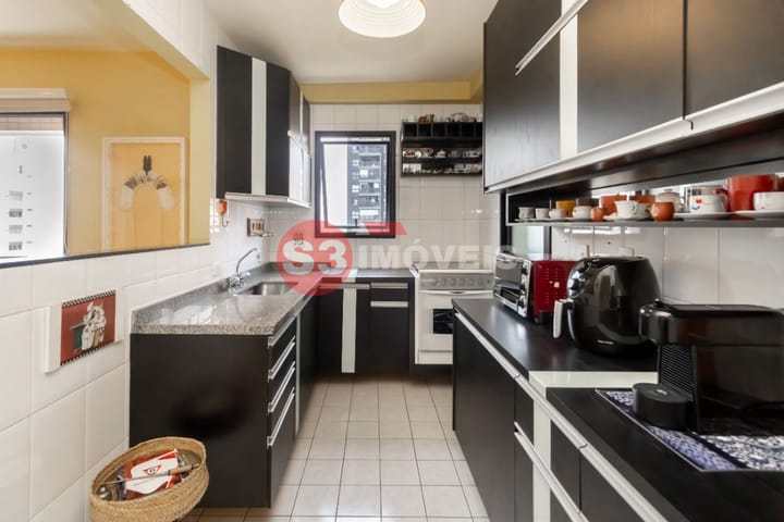 Apartamento à venda com 2 quartos, 70m² - Foto 8