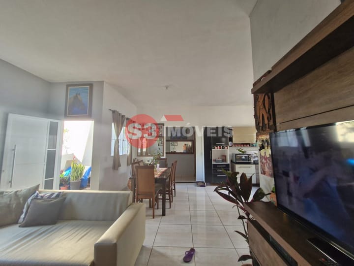 Casa à venda com 2 quartos, 86m² - Foto 12