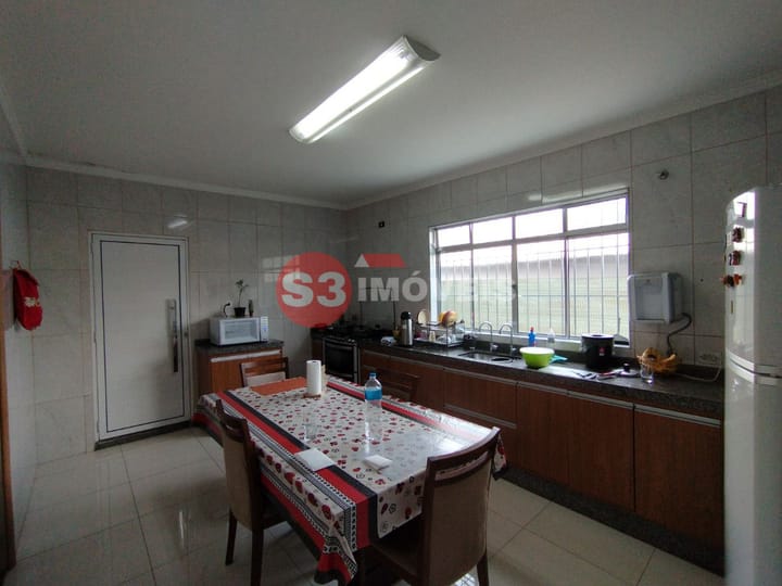 Casa à venda com 5 quartos, 283m² - Foto 23