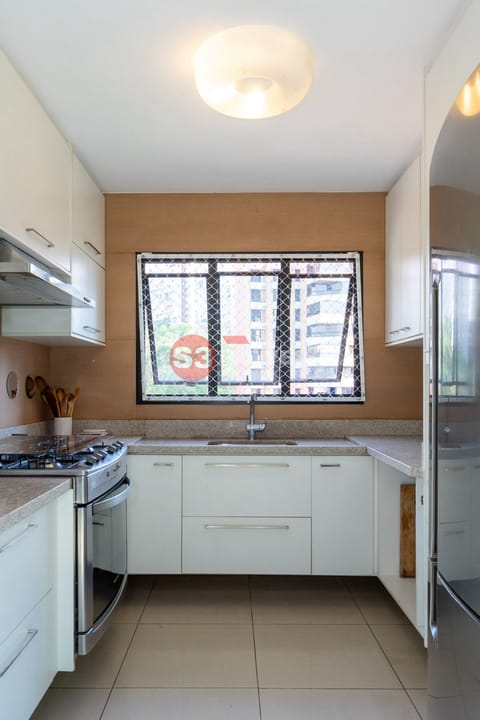 Apartamento à venda com 3 quartos, 184m² - Foto 63