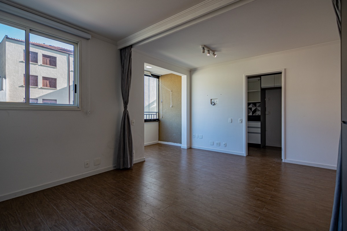 Apartamento à venda com 1 quarto, 40m² - Foto 11