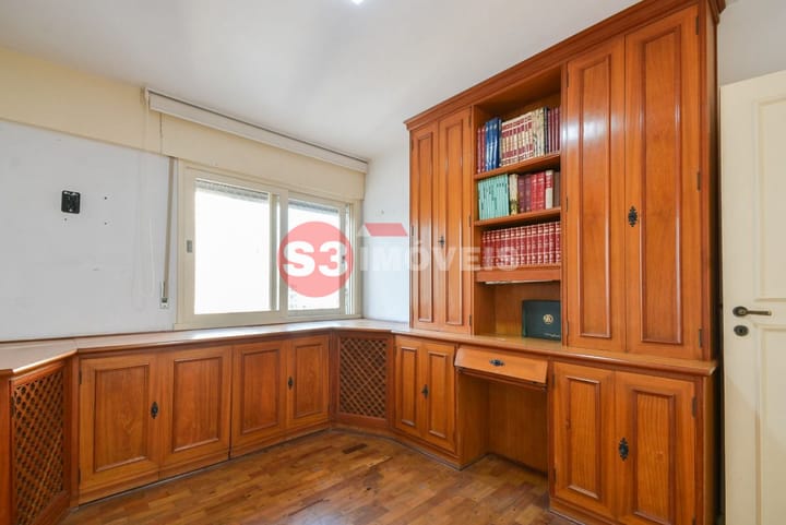 Apartamento à venda com 3 quartos, 142m² - Foto 12