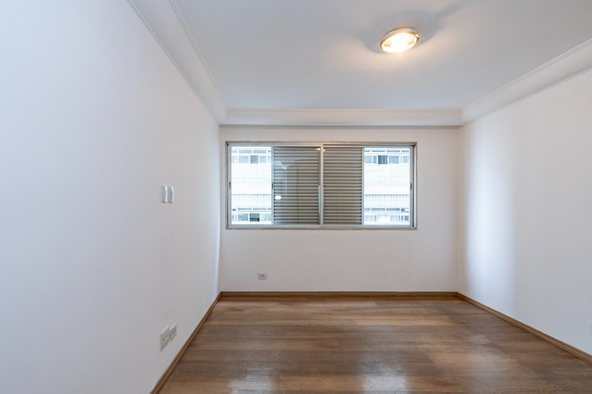 Apartamento à venda com 3 quartos, 150m² - Foto 10