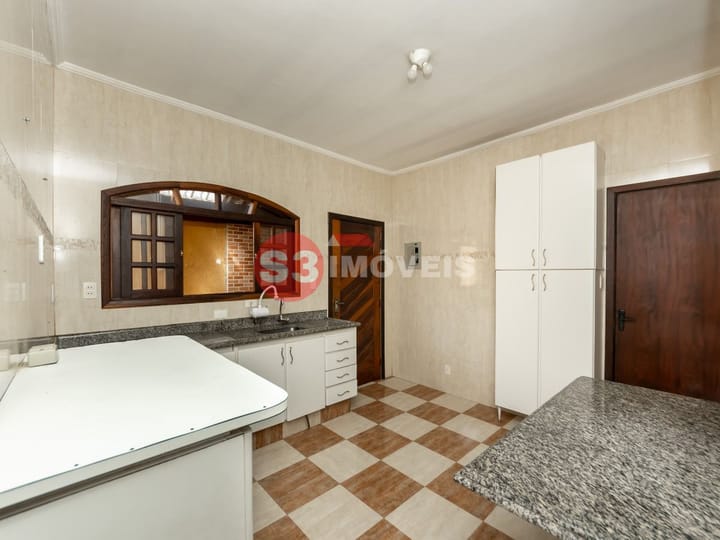 Casa à venda com 3 quartos, 80m² - Foto 17