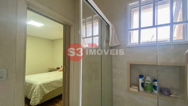 Casa à venda com 4 quartos, 300m² - Foto 64