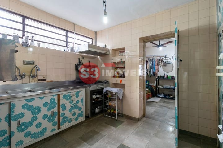 Casa à venda com 3 quartos, 196m² - Foto 9