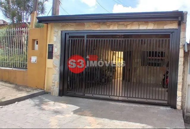 Casa à venda com 3 quartos, 100m² - Foto 1