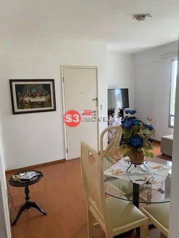 Apartamento à venda com 2 quartos, 65m² - Foto 3