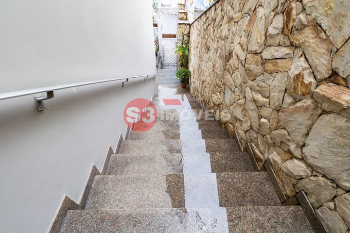 Casa à venda com 3 quartos, 230m² - Foto 52