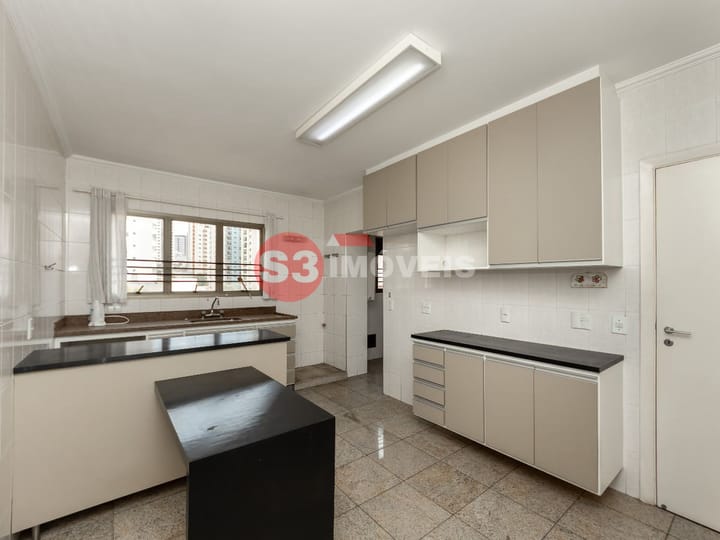 Apartamento à venda com 3 quartos, 117m² - Foto 25