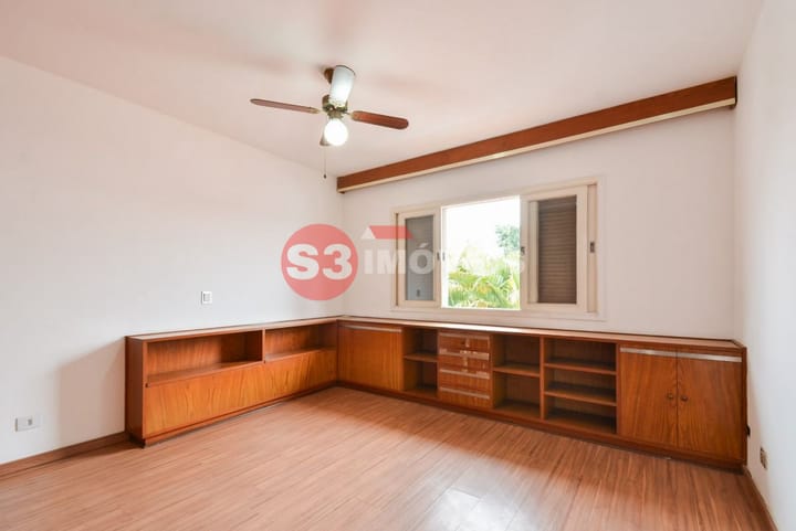 Casa à venda com 4 quartos, 331m² - Foto 46