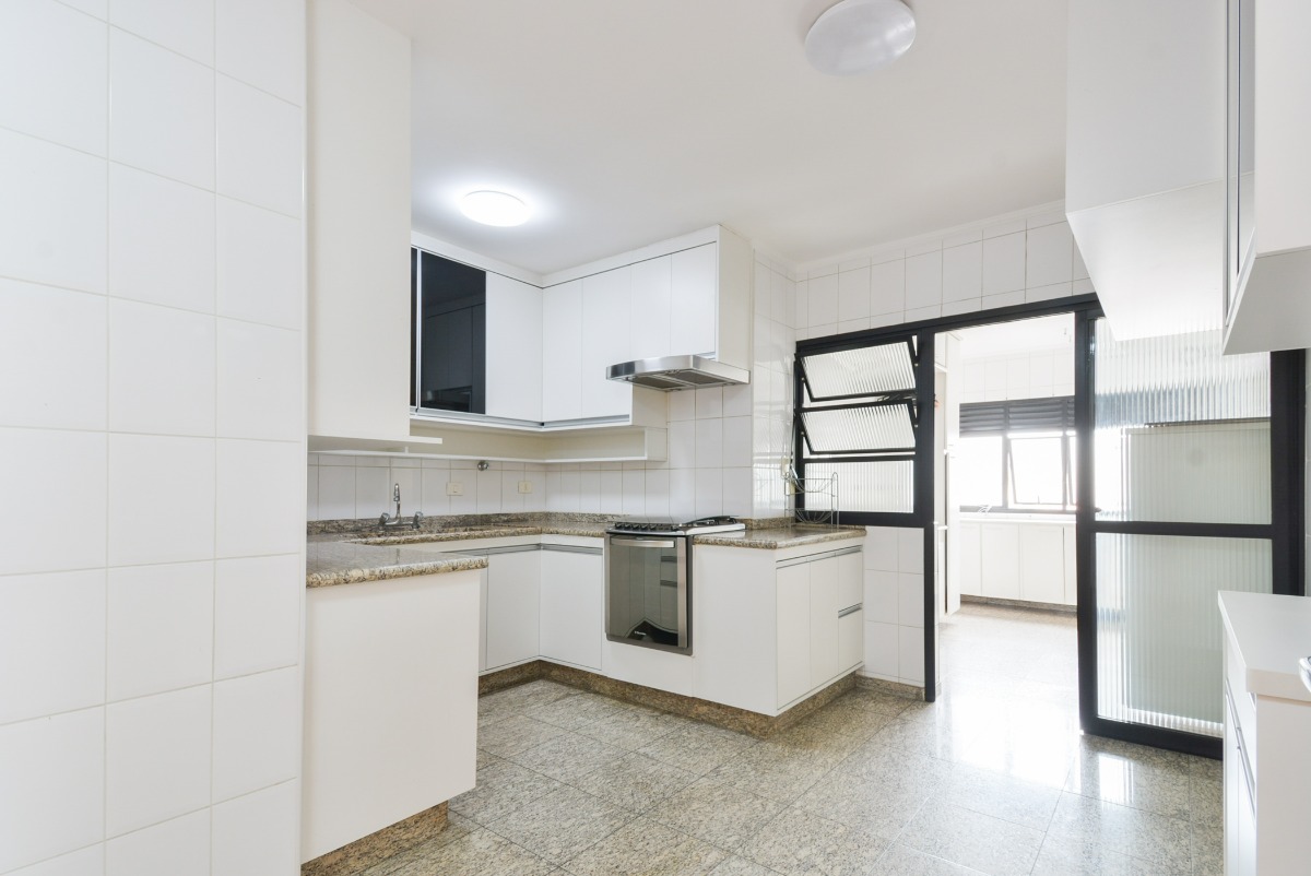 Apartamento à venda com 3 quartos, 138m² - Foto 30