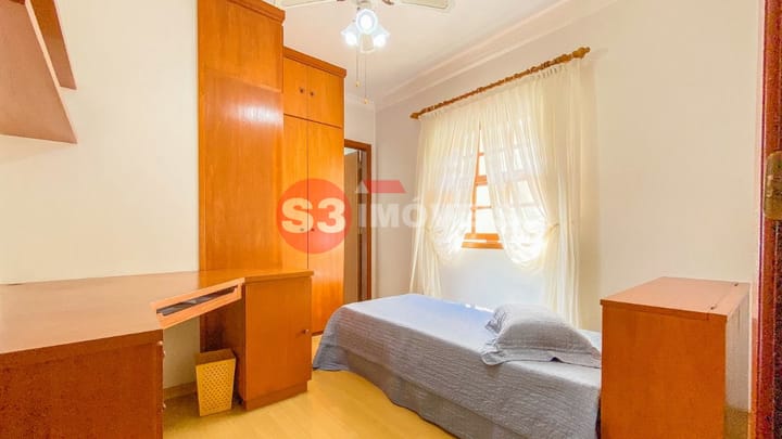 Casa à venda com 5 quartos, 275m² - Foto 29