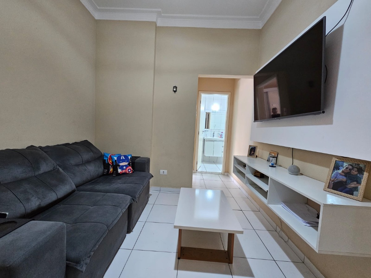 Apartamento à venda com 2 quartos, 62m² - Foto 2